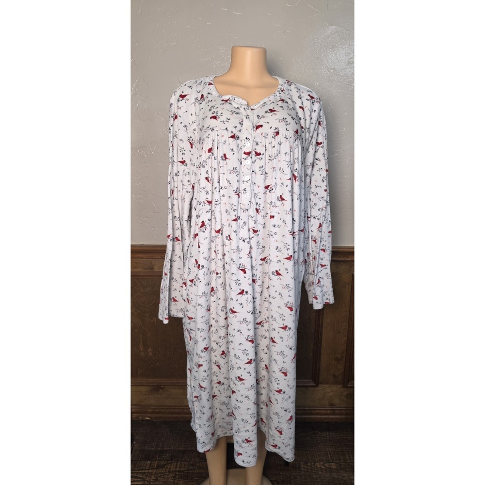 Aria 4x Long Sleeve Red Cardinal Nightgown Sleep Soft Fleece Cottagecore Pockets